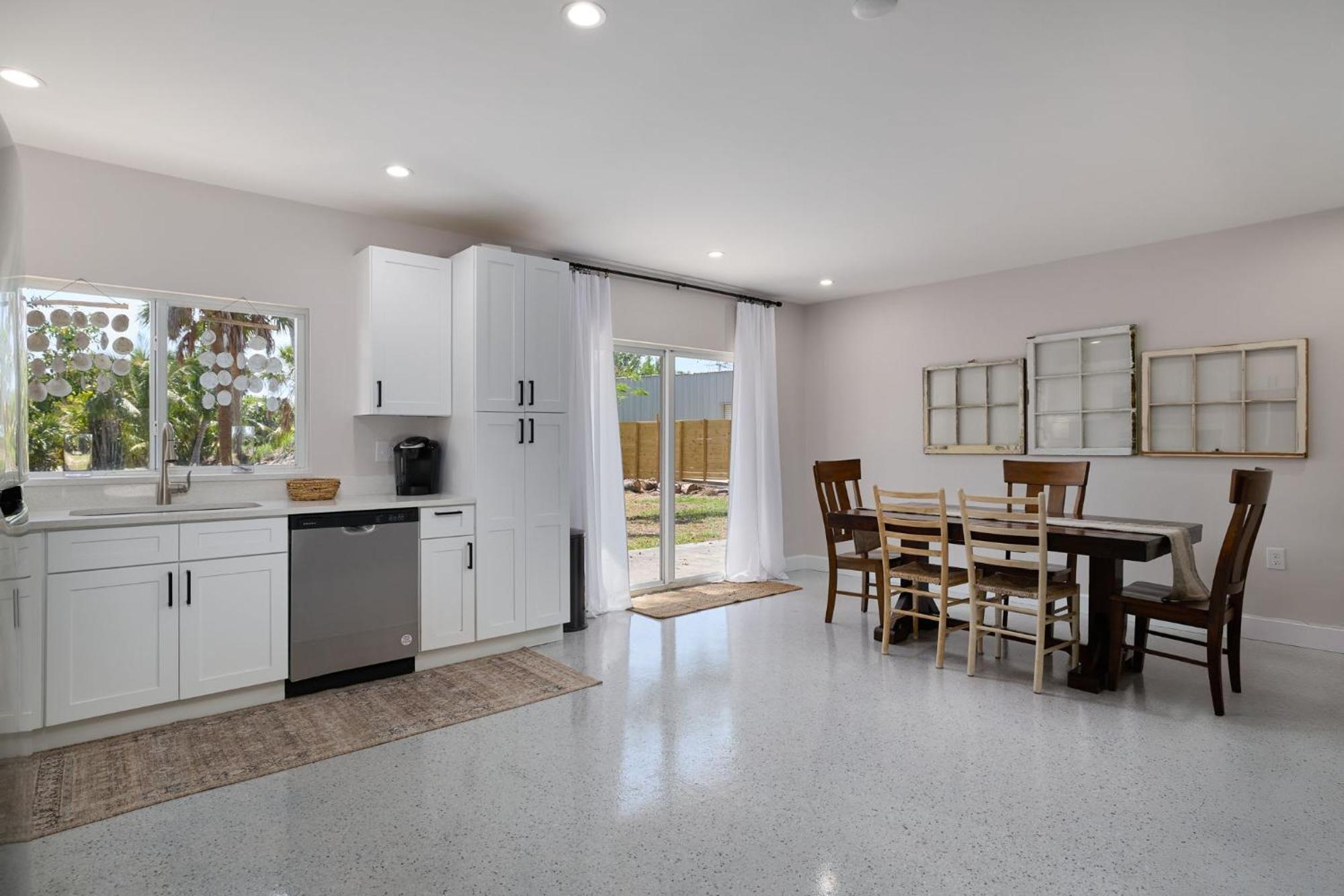 Gorgeous 2Br Bungalow Pet Friendly ซานิเบล ภายนอก รูปภาพ